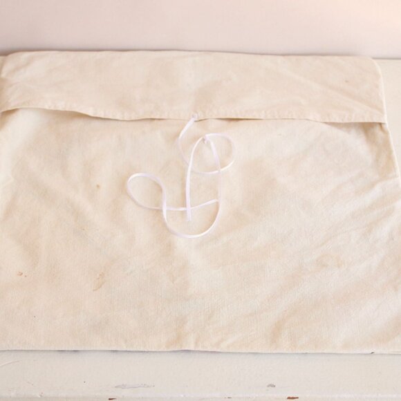 Vintage 1940s Throw Pillow Cover, Embroidered Lady And Flowers Pillowcase - Picture 7 of 10